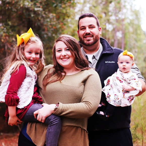 Meet your Posher, Brooke - Picture 2 of 5